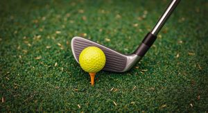 how to fix a ball mark on a golf green​
