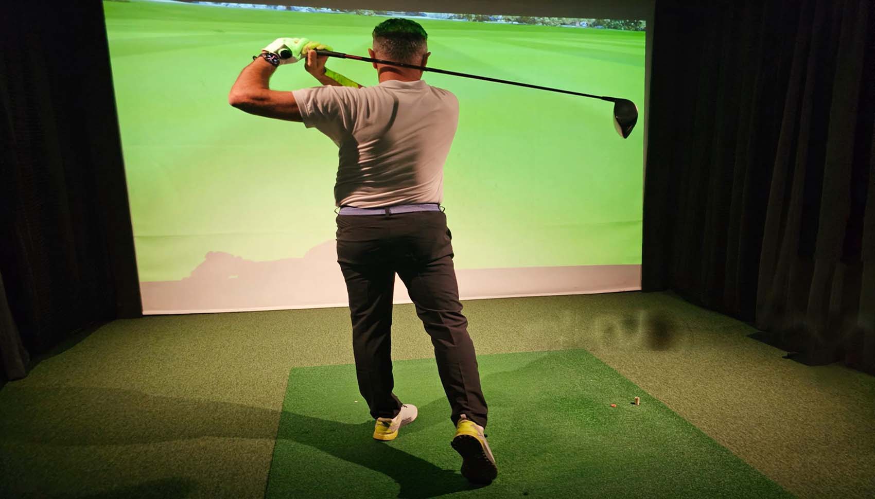 How Much Does a Commercial Golf Simulator Cost